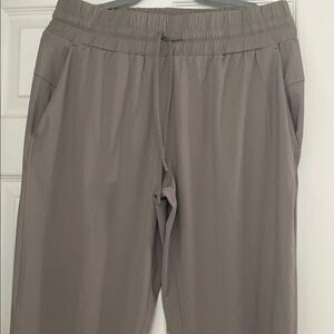 Women's beige Elastic Waist Leggings Size L